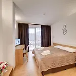 Apartment Lakes / смолянски езера